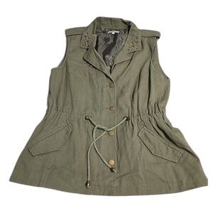 Olive Green Sleeveless Jacket with Studded Collar